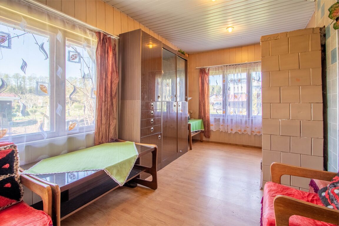 Namas, Ąžuolų al., Naujikų k.