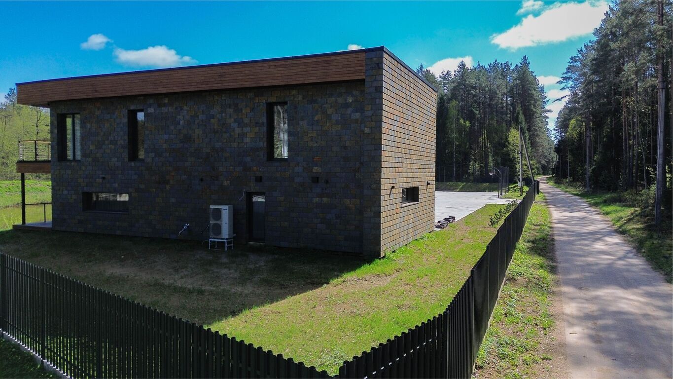 Namas, Margių k.
