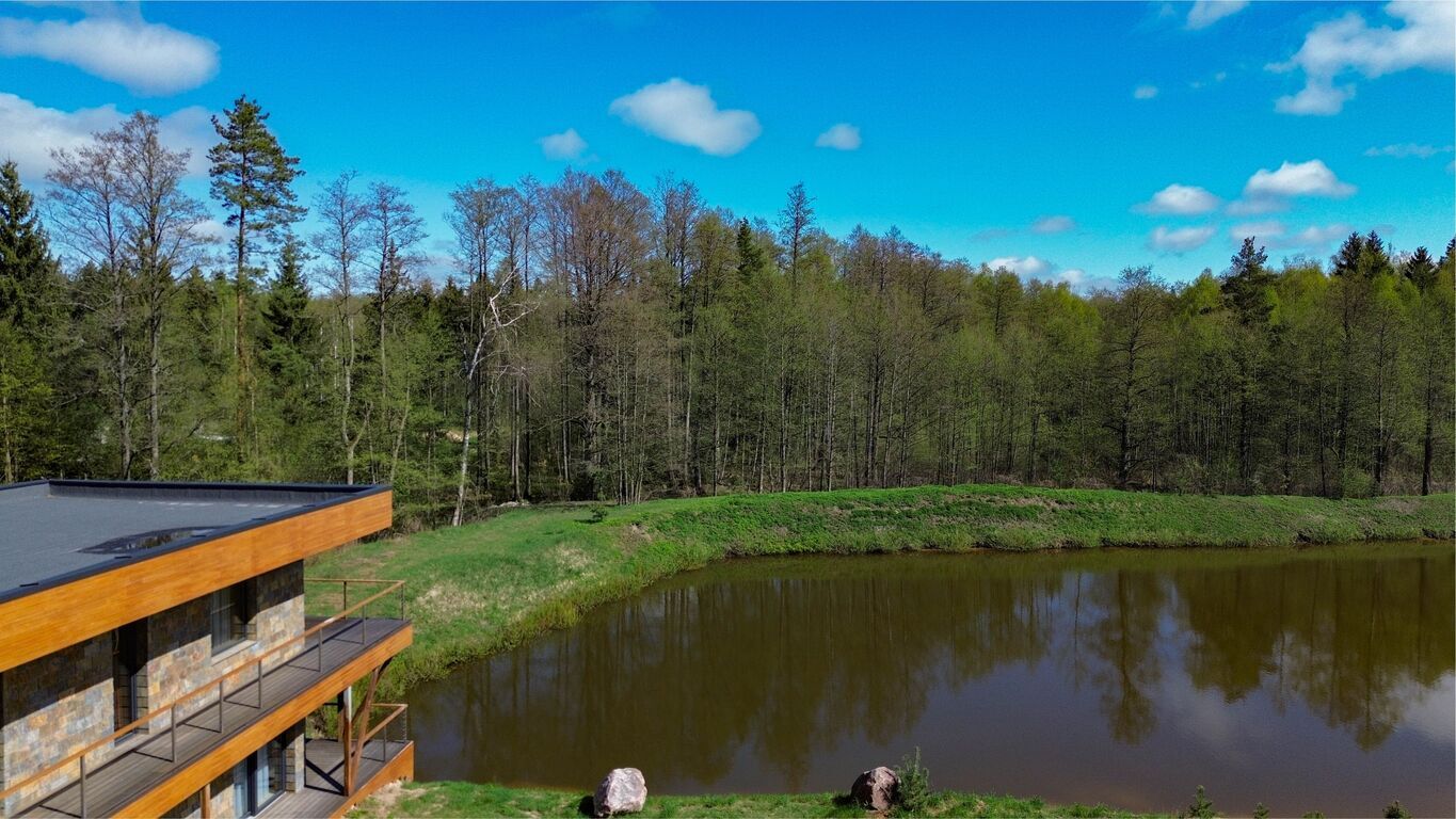 Namas, Margių k.