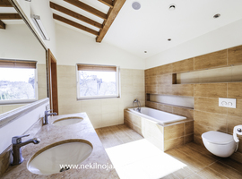 Parduodamas namas Kmitos g., Balsiuose, Vilniuje, 218 kv.m ploto, 2 aukštai - photo 4