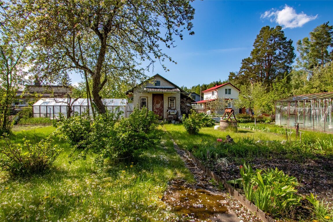 Namas, Pievų g., Naujikų k.