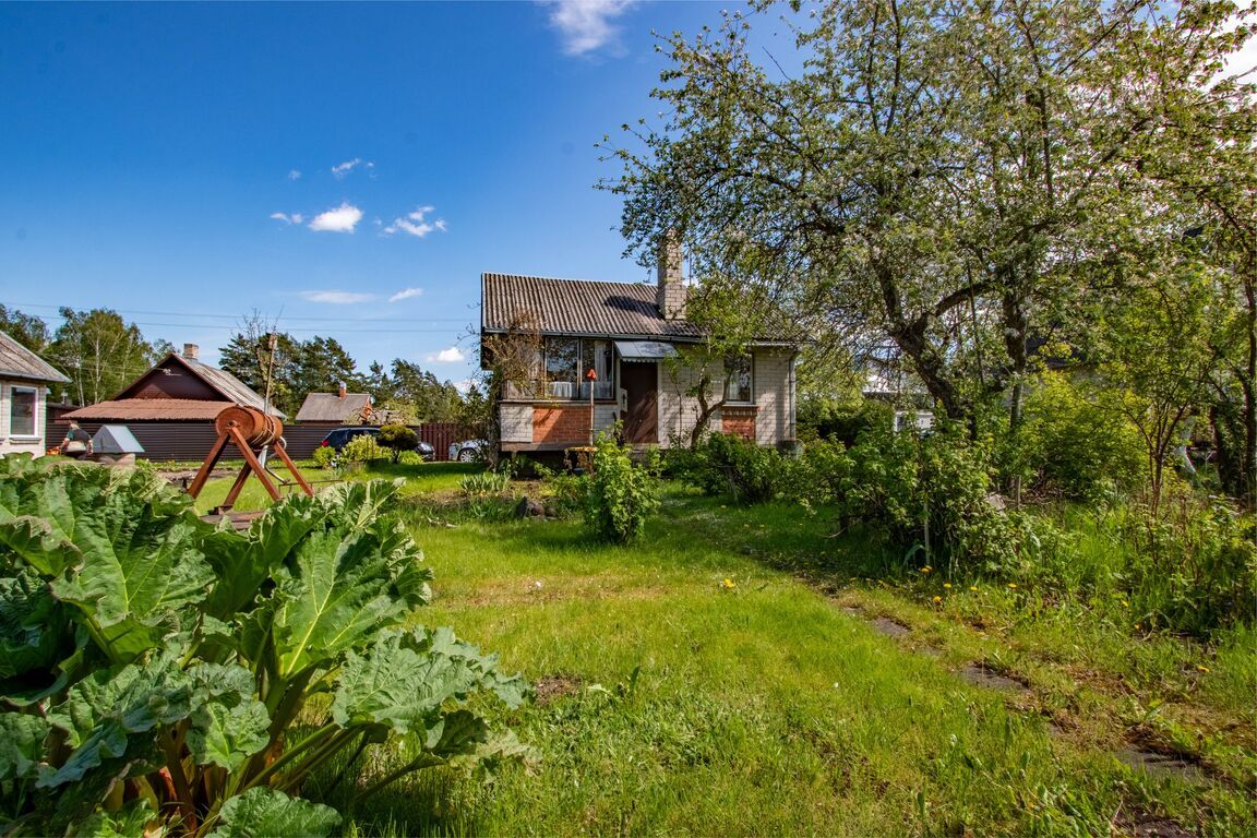 Namas, Pievų g., Naujikų k.