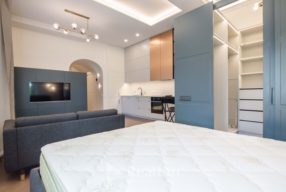 Parduodamas butas J. Basanavičiaus g., Senamiestyje, Vilniuje, 42.84 kv.m ploto-image-270591978