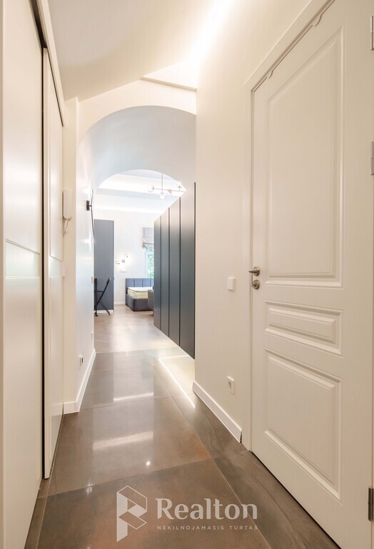 Parduodamas butas J. Basanavičiaus g., Senamiestyje, Vilniuje, 42.84 kv.m ploto-image-270591986