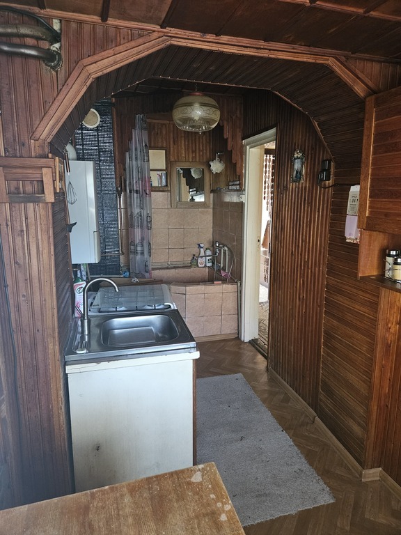 Parduodamas namas Zanavykų g., Žaliakalnyje, Kaune, 38 kv.m ploto