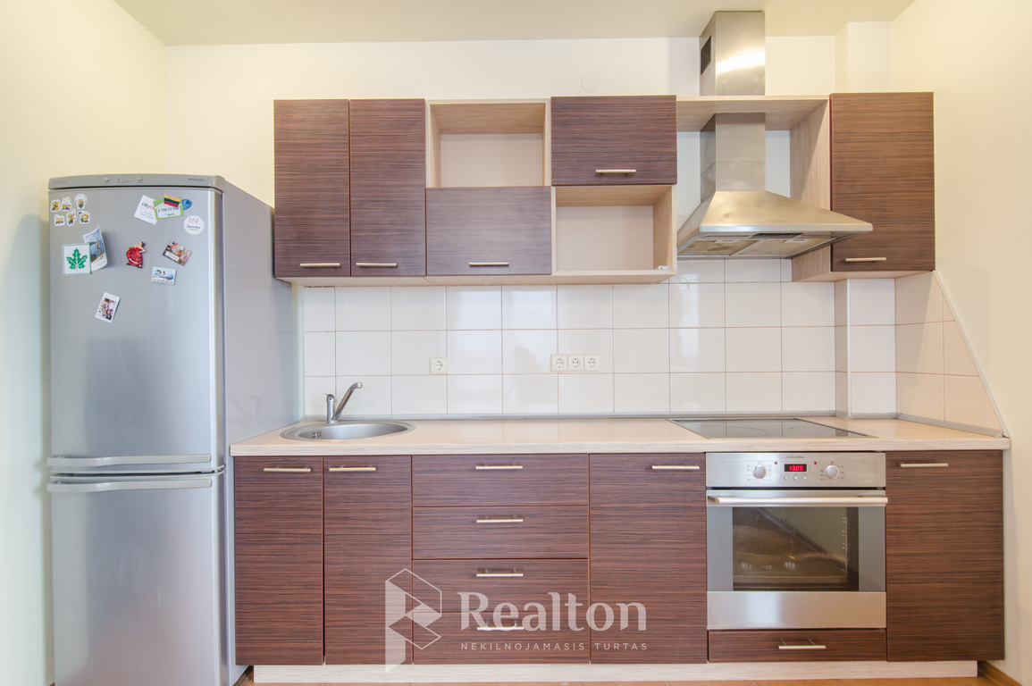 Parduodamas butas Vėtrungių g., Fabijoniškėse, Vilniuje, 45 kv.m ploto, 2 kambariai-image-270595258