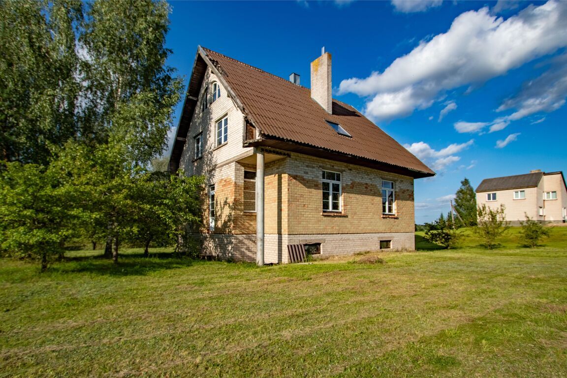 Namas, Ežero g., Aukštakalnių k.