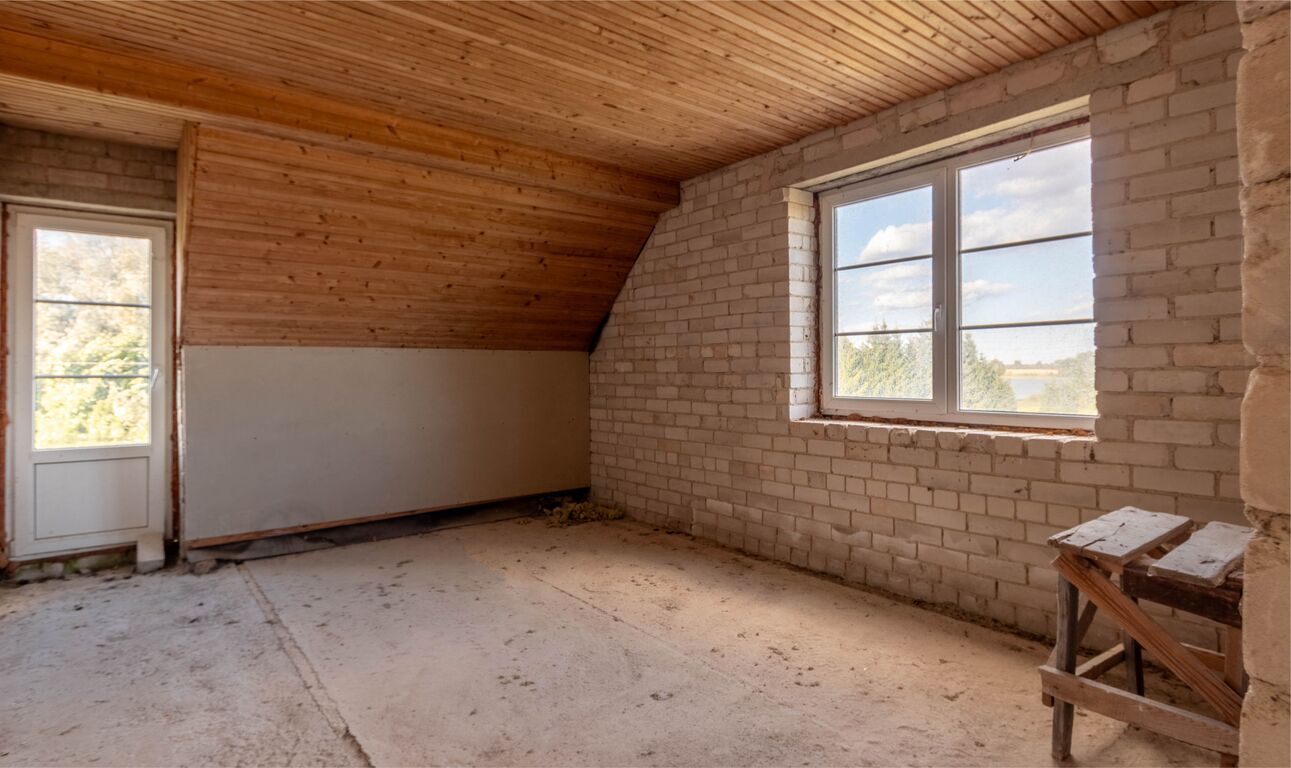 Namas, Ežero g., Aukštakalnių k.