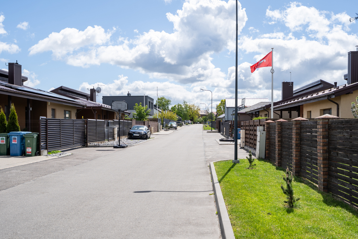 Jaukus kotedžas šalia Sargėnų