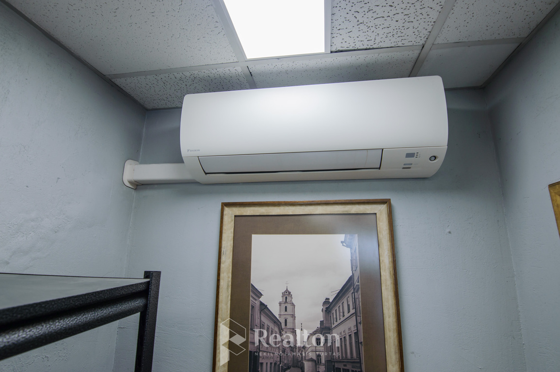 Parduodamos patalpos A. Vienuolio g., Senamiestyje, Vilniuje, 52 kv.m ploto-image-278264398