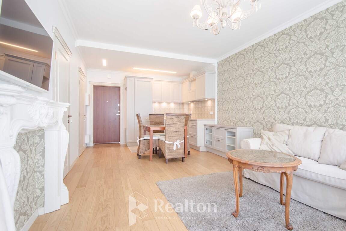 Parduodamas butas Stirnų g., Žvėryne, Vilniuje, 36.4 kv.m ploto, 2 kambariai-image-278263523