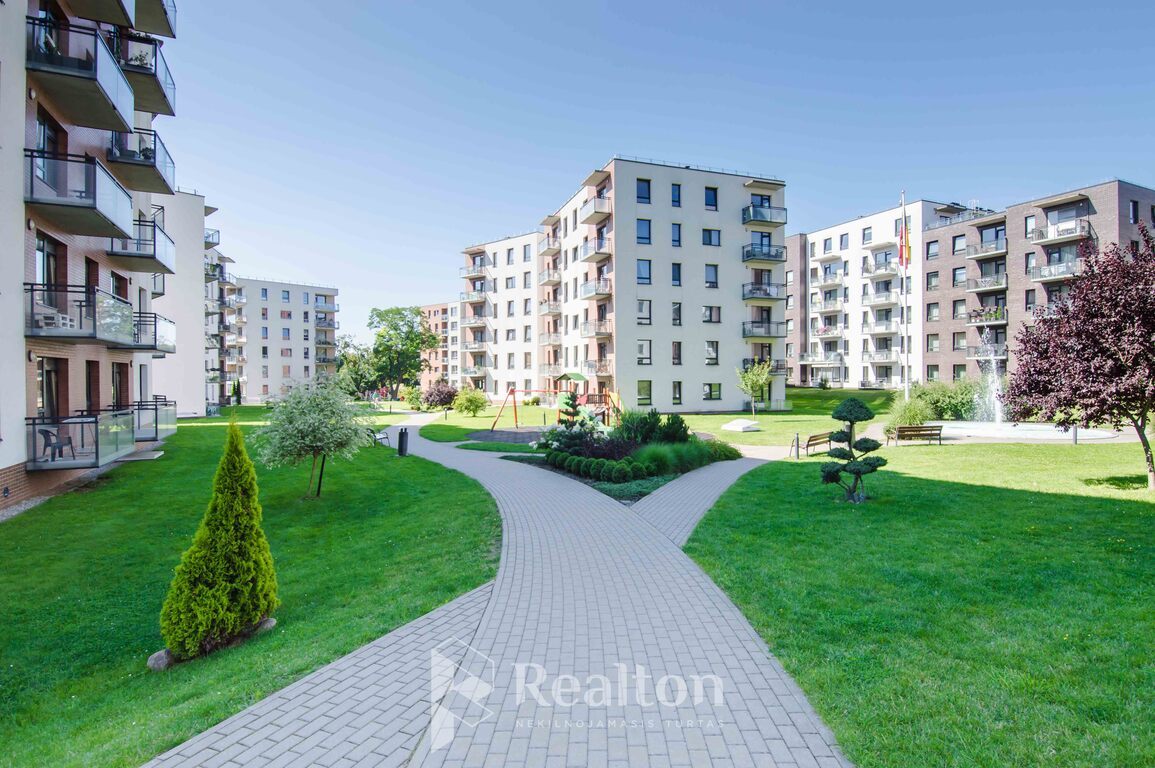 Parduodamas butas Stirnų g., Žvėryne, Vilniuje, 36.4 kv.m ploto, 2 kambariai-image-278263535