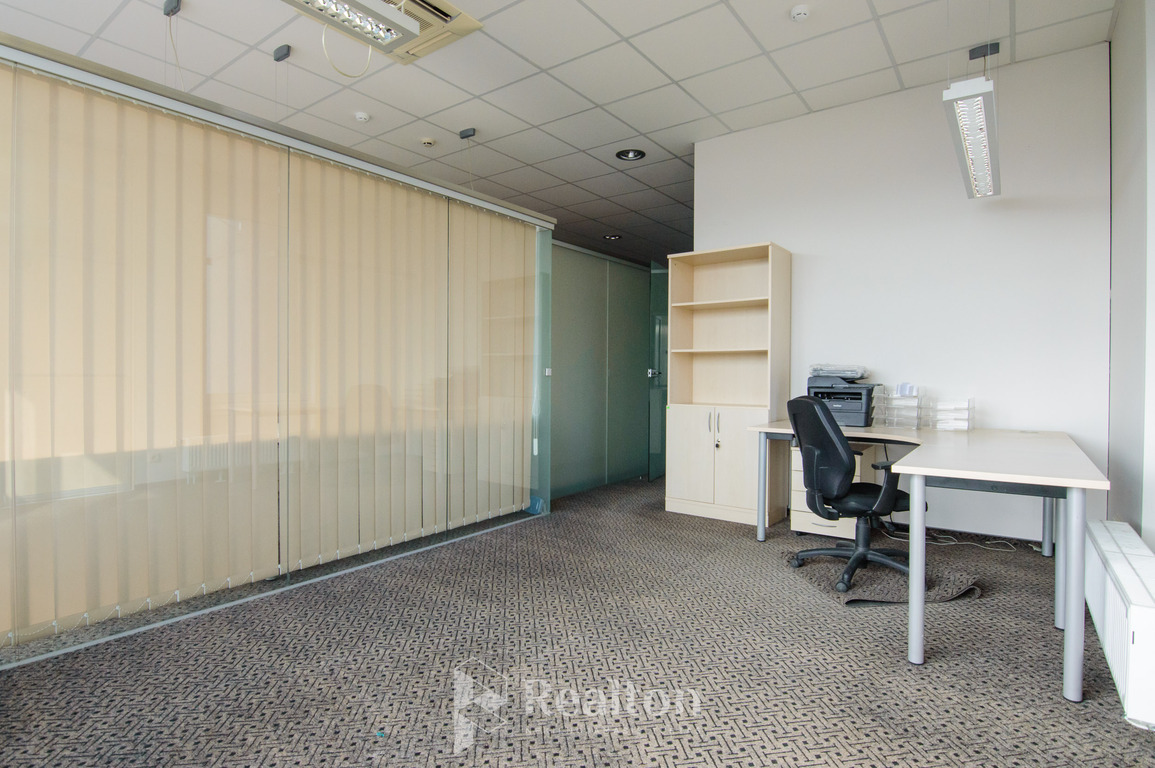 Nuomojamos patalpos Kareivių g., Žirmūnuose, Vilniuje, 62 kv.m ploto-image-270593907