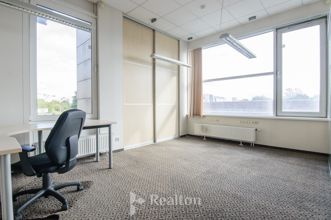 Nuomojamos patalpos Kareivių g., Žirmūnuose, Vilniuje, 62 kv.m ploto-image-270593905