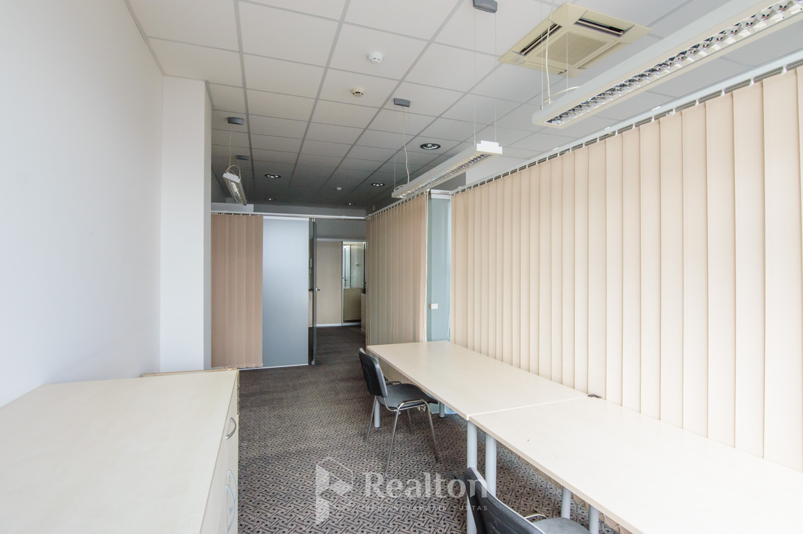 Nuomojamos patalpos Kareivių g., Žirmūnuose, Vilniuje, 62 kv.m ploto-image-270593909