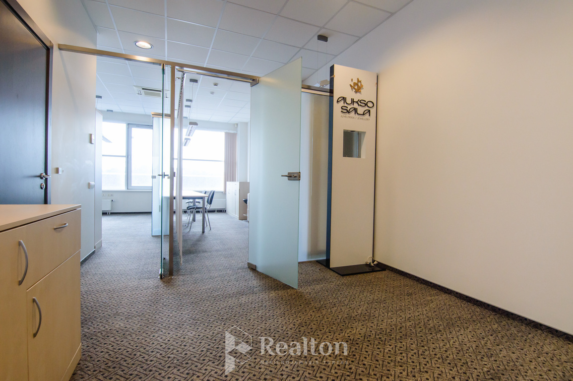 Nuomojamos patalpos Kareivių g., Žirmūnuose, Vilniuje, 62 kv.m ploto-image-270593911