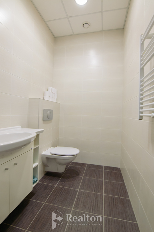 Nuomojamos patalpos Kareivių g., Žirmūnuose, Vilniuje, 62 kv.m ploto-image-270593917