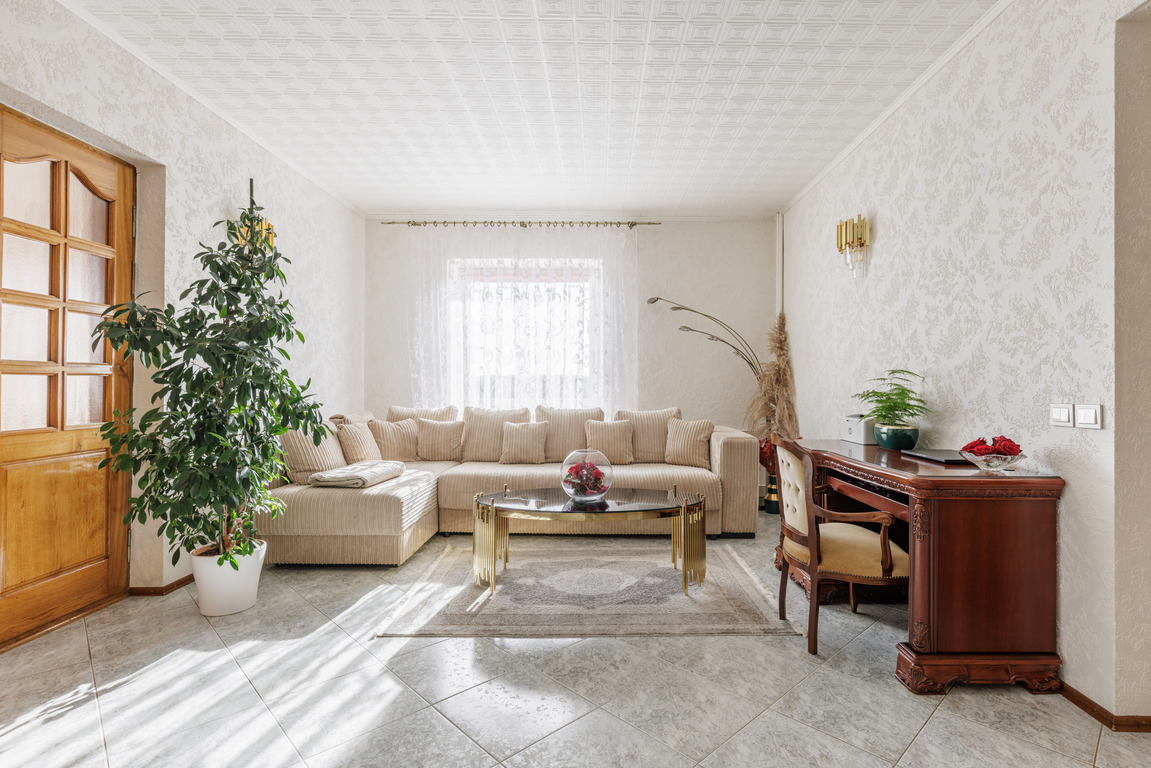 Parduodamas namas Naujakurių g., Šilainiuose, Kaune, 464 kv.m ploto