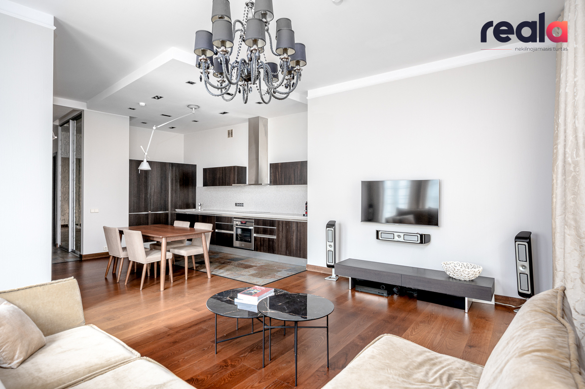 Parduodamas butas Stiklių g., Senamiestyje, Vilniuje, 104.4 kv.m ploto