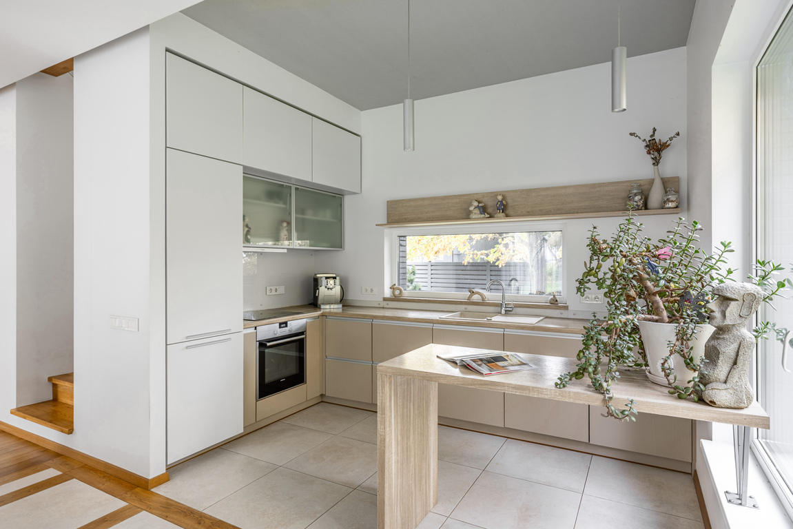 Parduodamas namas Universiteto g., Aleksote, Kaune, 161.7 kv.m ploto