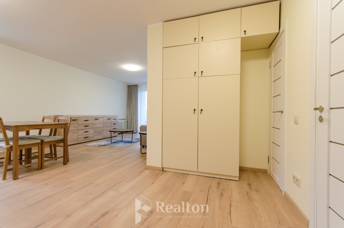 Nuomojamas butas Latvių g., Žvėryne, Vilniuje, 34 kv.m ploto-image-270590570