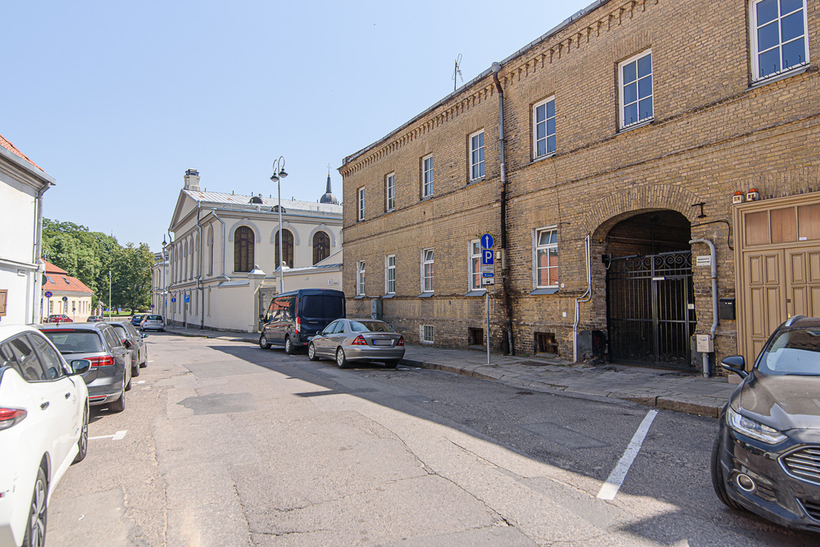 Parduodamos patalpos Žygimanto Liauksmino g., Senamiestyje, Vilniuje, 95.81 kv.m ploto