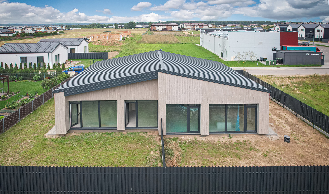 Parduodamas namas Erdvės g., Užliedžių k., 100 kv.m ploto