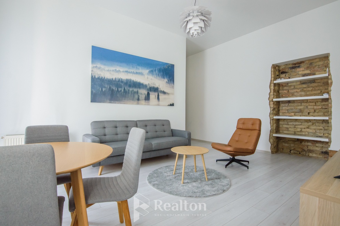 Nuomojamas butas Naugarduko g., Naujamiestyje, Vilniuje, 72 kv.m ploto-image-273540875