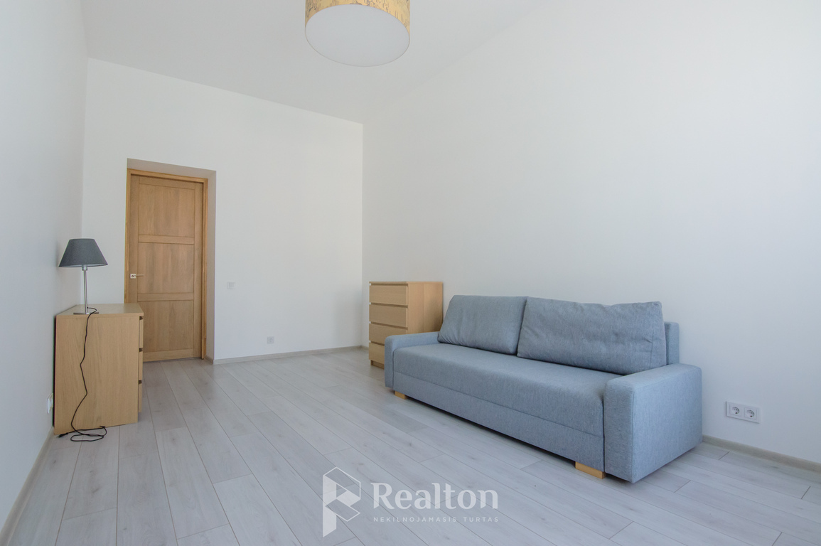 Nuomojamas butas Naugarduko g., Naujamiestyje, Vilniuje, 72 kv.m ploto-image-273540882