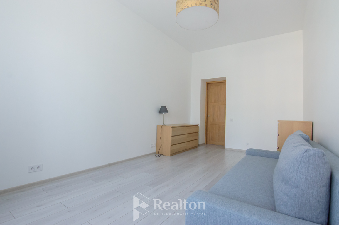 Nuomojamas butas Naugarduko g., Naujamiestyje, Vilniuje, 72 kv.m ploto-image-273540884