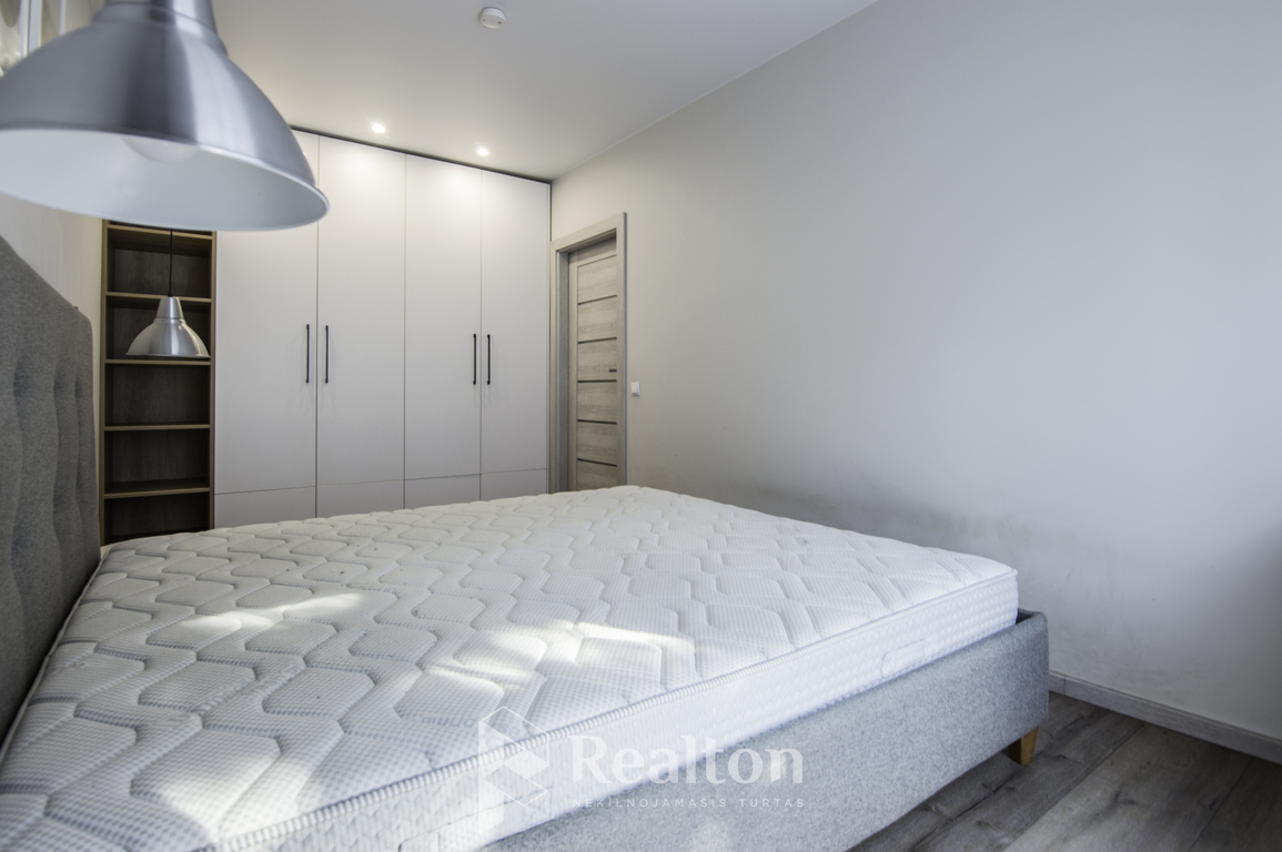 Parduodamas butas Jurgio Lebedžio g., Baltupiuose, Vilniuje, 51.68 kv.m ploto, 2 kambariai-image-273541885