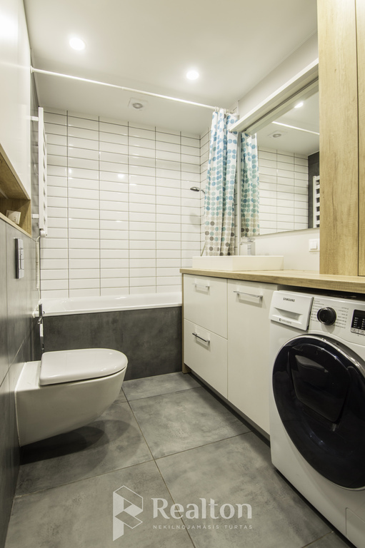 Parduodamas butas Jurgio Lebedžio g., Baltupiuose, Vilniuje, 51.68 kv.m ploto, 2 kambariai-image-273541887