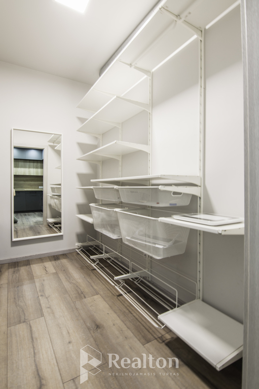 Parduodamas butas Jurgio Lebedžio g., Baltupiuose, Vilniuje, 51.68 kv.m ploto, 2 kambariai-image-273541891