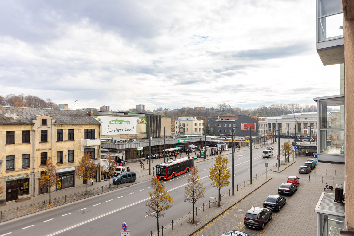 PARDUODAMAS 2 KAMBARIŲ BUTAS KAUNO CENTRE, VYTAUTO PR.