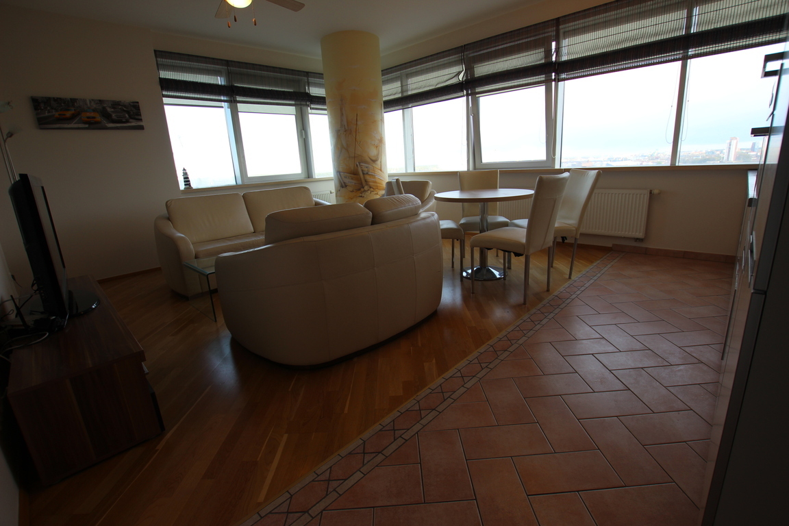 Nuomojamas butas Kuosų g., , Klaipėdoje, 58 kv.m ploto