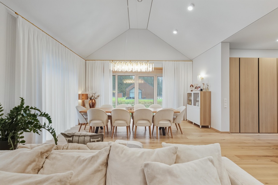 Parduodamas namas Miškonių k., 212.06 kv.m ploto