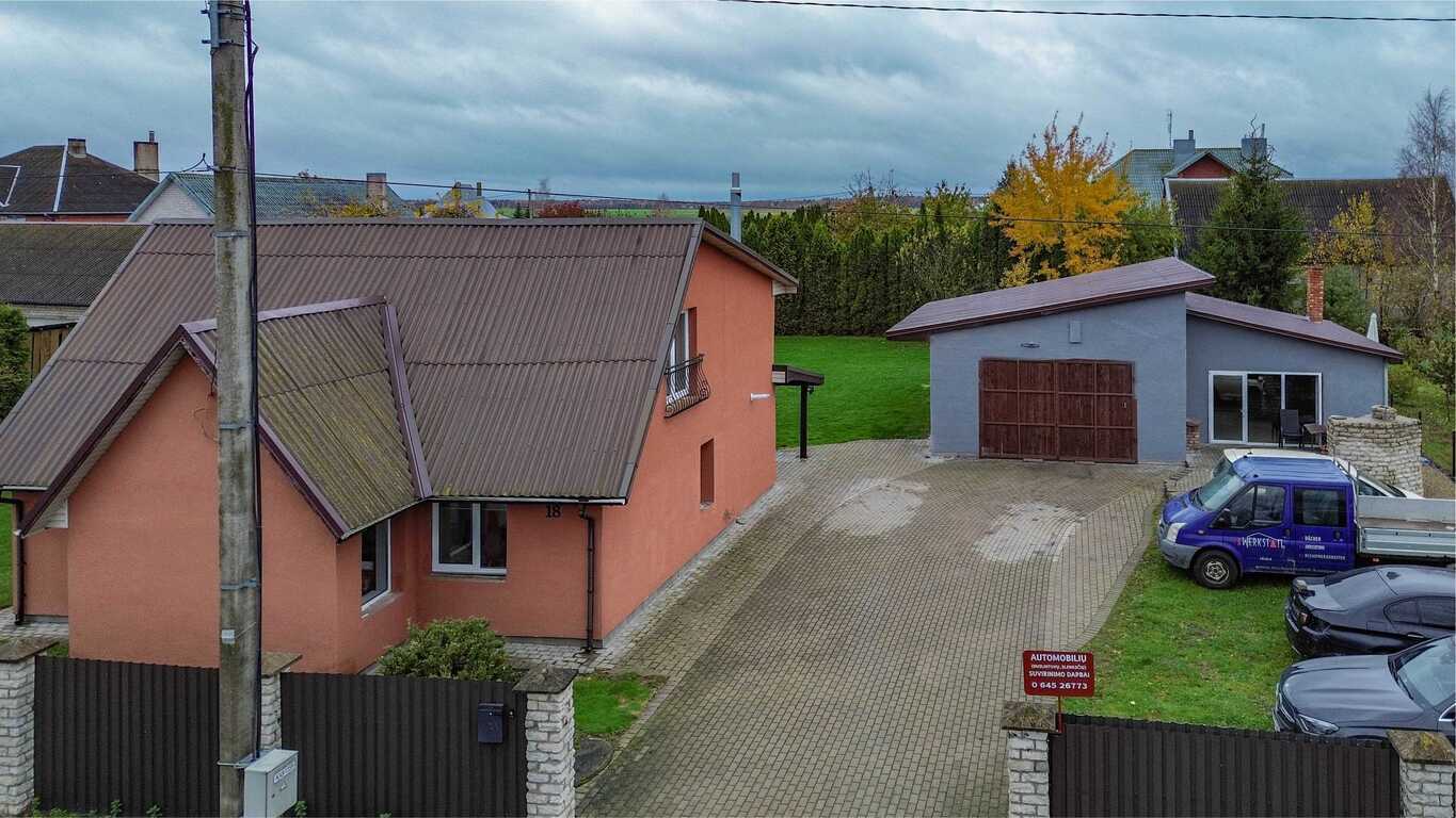 Namas, Gluosnių g., Janušavos k.