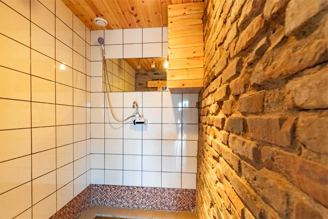 Namas, Gluosnių g., Janušavos k.