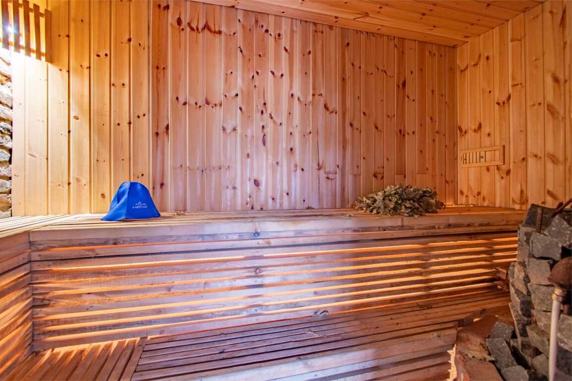 Namas, Gluosnių g., Janušavos k.