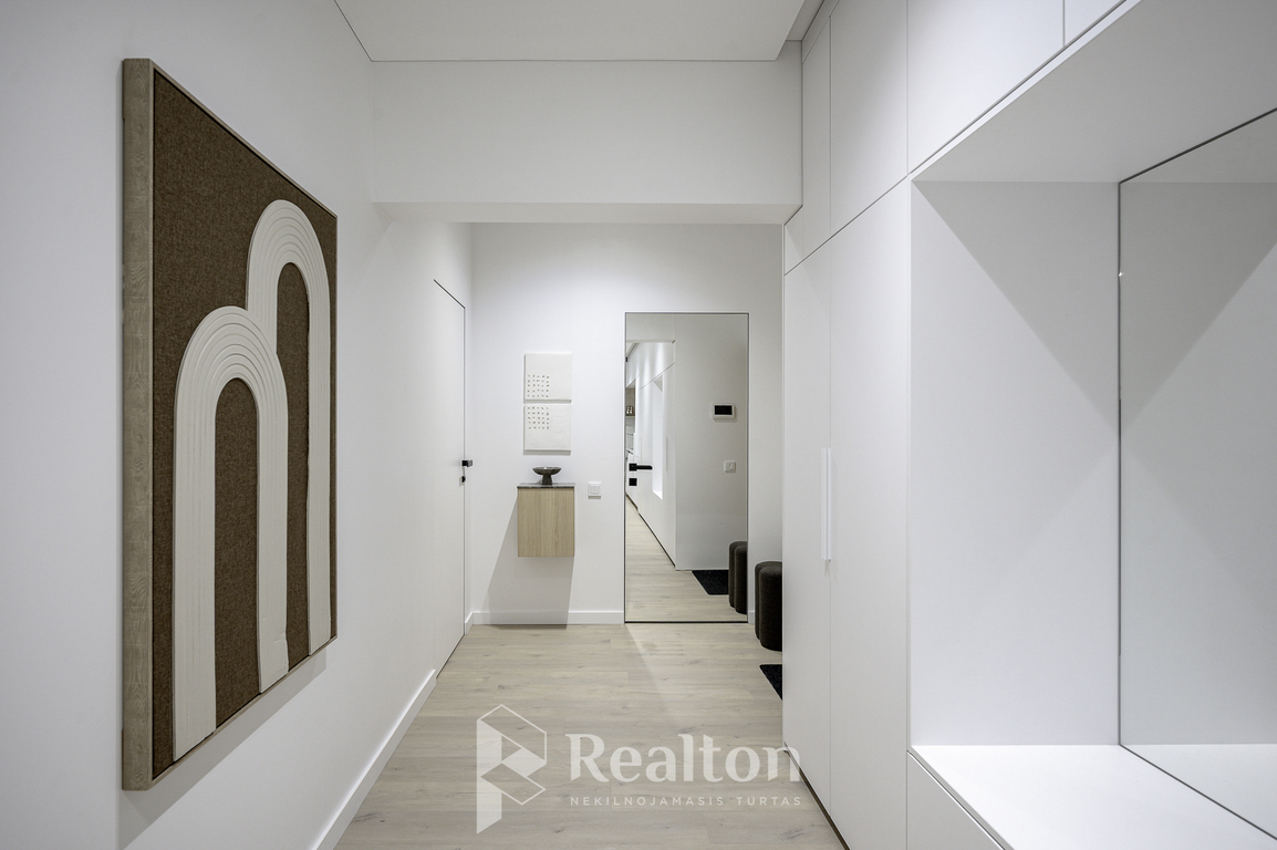 Parduodamas kokybiškai įrengtas 3 kambarių butas pušynų apsuptyje, "N41" projekte Antakalnyje!-image-273541858
