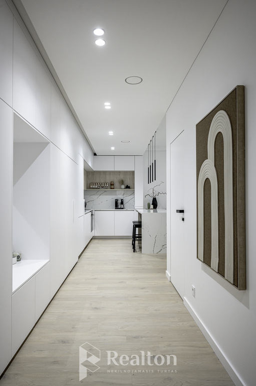 Parduodamas kokybiškai įrengtas 3 kambarių butas pušynų apsuptyje, "N41" projekte Antakalnyje!-image-273541840