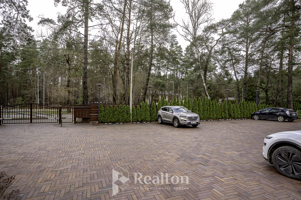 Parduodamas kokybiškai įrengtas 3 kambarių butas pušynų apsuptyje, "N41" projekte Antakalnyje!-image-273541871