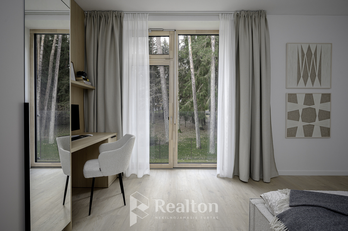 Parduodamas kokybiškai įrengtas 3 kambarių butas pušynų apsuptyje, "N41" projekte Antakalnyje!-image-273541846