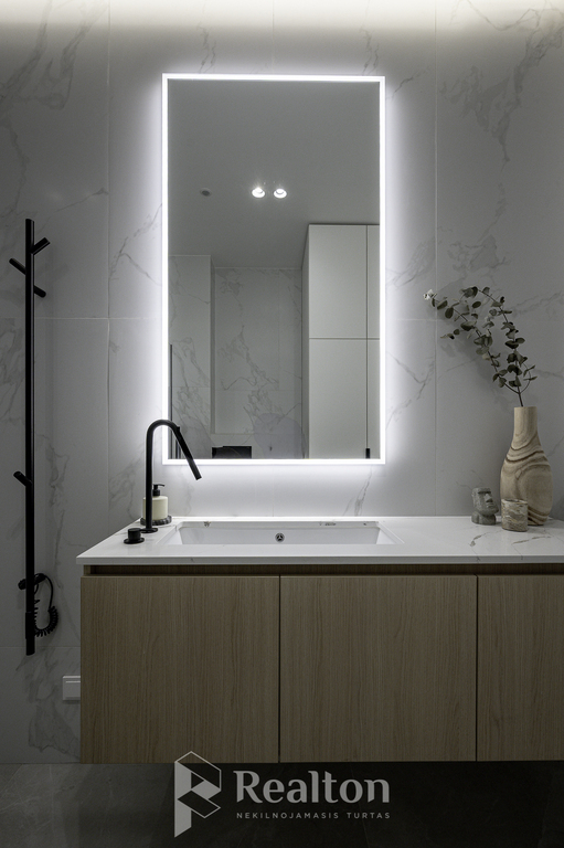 Parduodamas kokybiškai įrengtas 3 kambarių butas pušynų apsuptyje, "N41" projekte Antakalnyje!-image-273541861