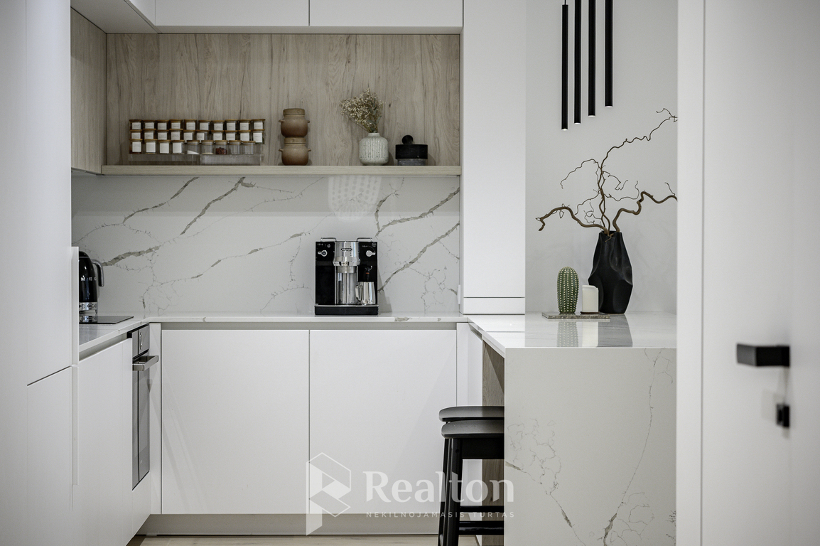 Parduodamas kokybiškai įrengtas 3 kambarių butas pušynų apsuptyje, "N41" projekte Antakalnyje!-image-273541832