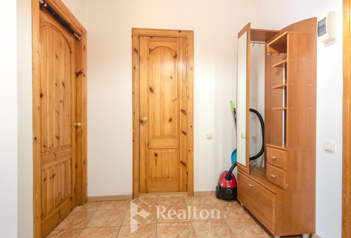 Nuomojamas butas Naugarduko g., Naujamiestyje, Vilniuje, 41.9 kv.m ploto-image-273539774