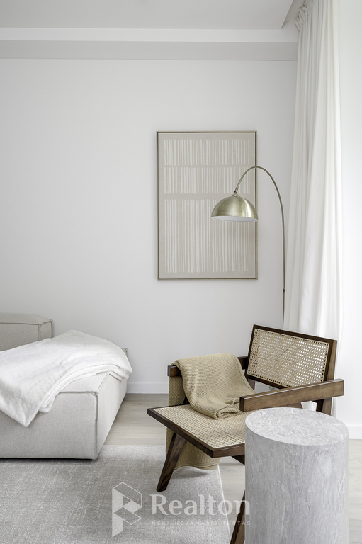 Parduodamas kokybiškai įrengtas 3 kambarių butas pušynų apsuptyje, "N41" projekte Antakalnyje!-image-273541825