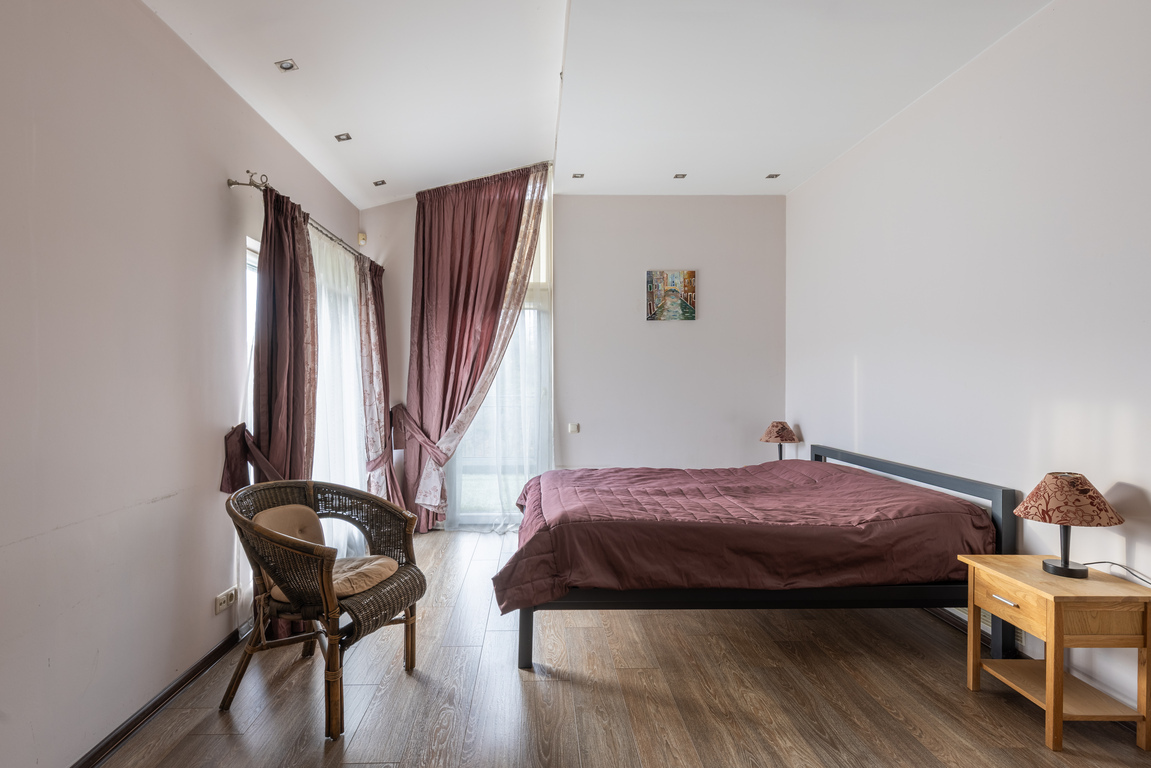 Parduodamas namas Dobiliukų tak., Akademijos mstl., 212 kv.m ploto