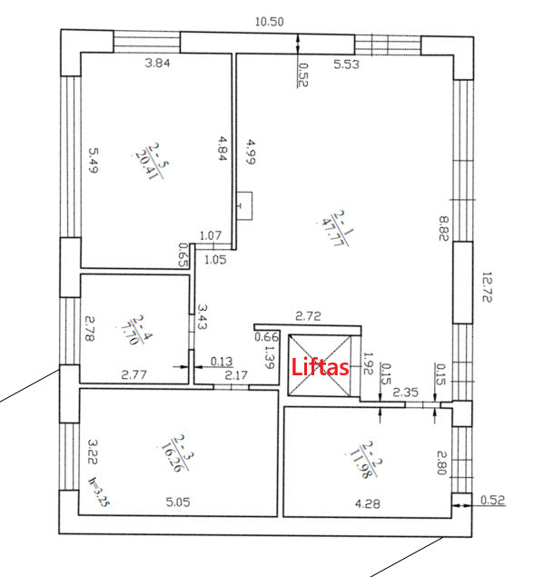 Namas šalia šlaito