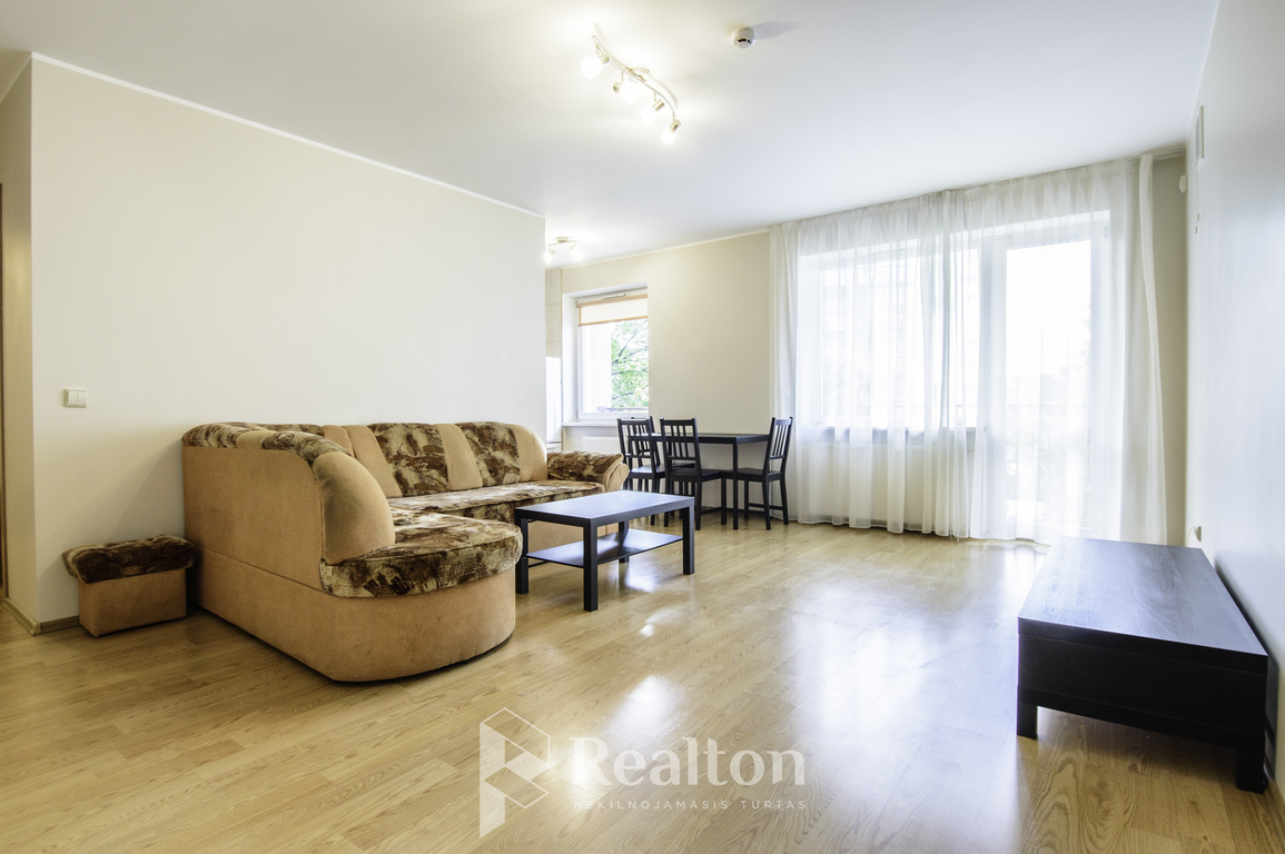 Nuomojamas 2 kambarių butas Ukmergės g. su automobilių stovėjimo aikštelė su šlagbaumu!-image-278266257